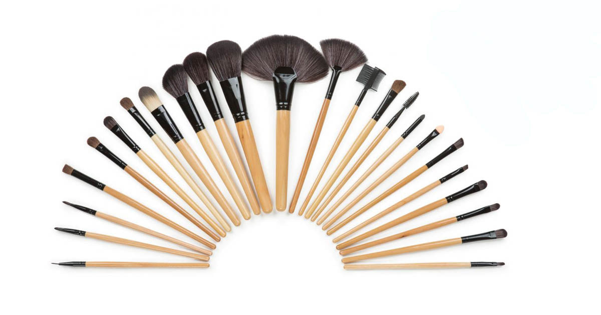 Sada 24 štetcov na make up s puzdrom